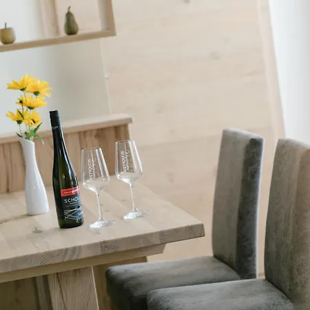 Winzerhaus Hans Schoeller * Wagram ob der Traisen