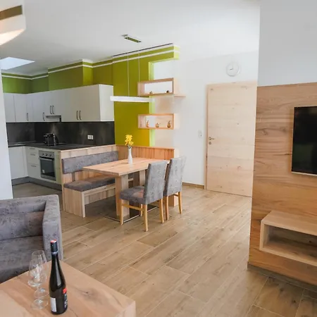 Winzerhaus Hans Schoeller Apartamento *